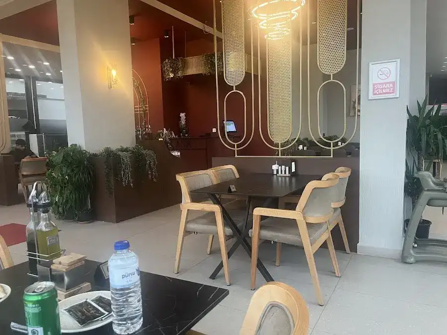 ALEVRA RESTAURANT