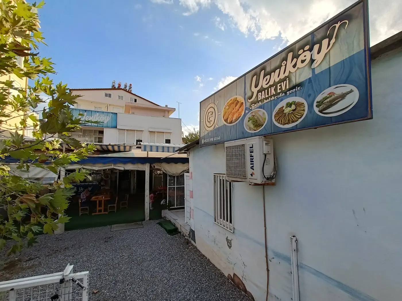 Yeniköy Balık Evi