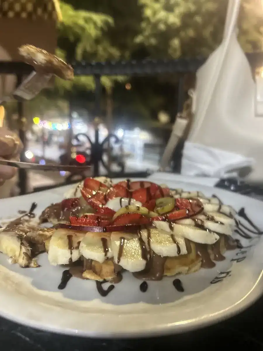 Elmalı Cafe Le Paris fotoğraf 2