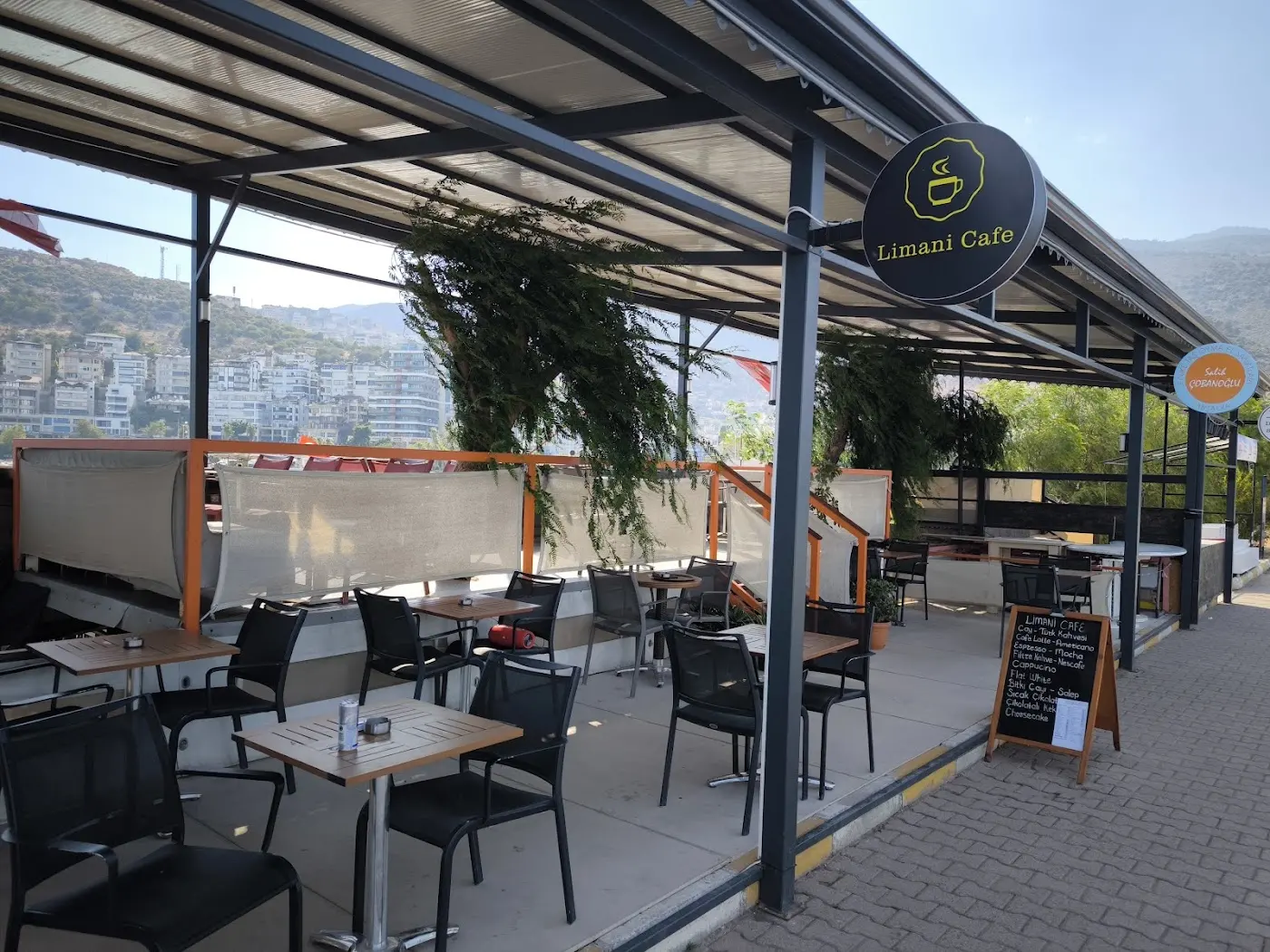 Limani Cafe