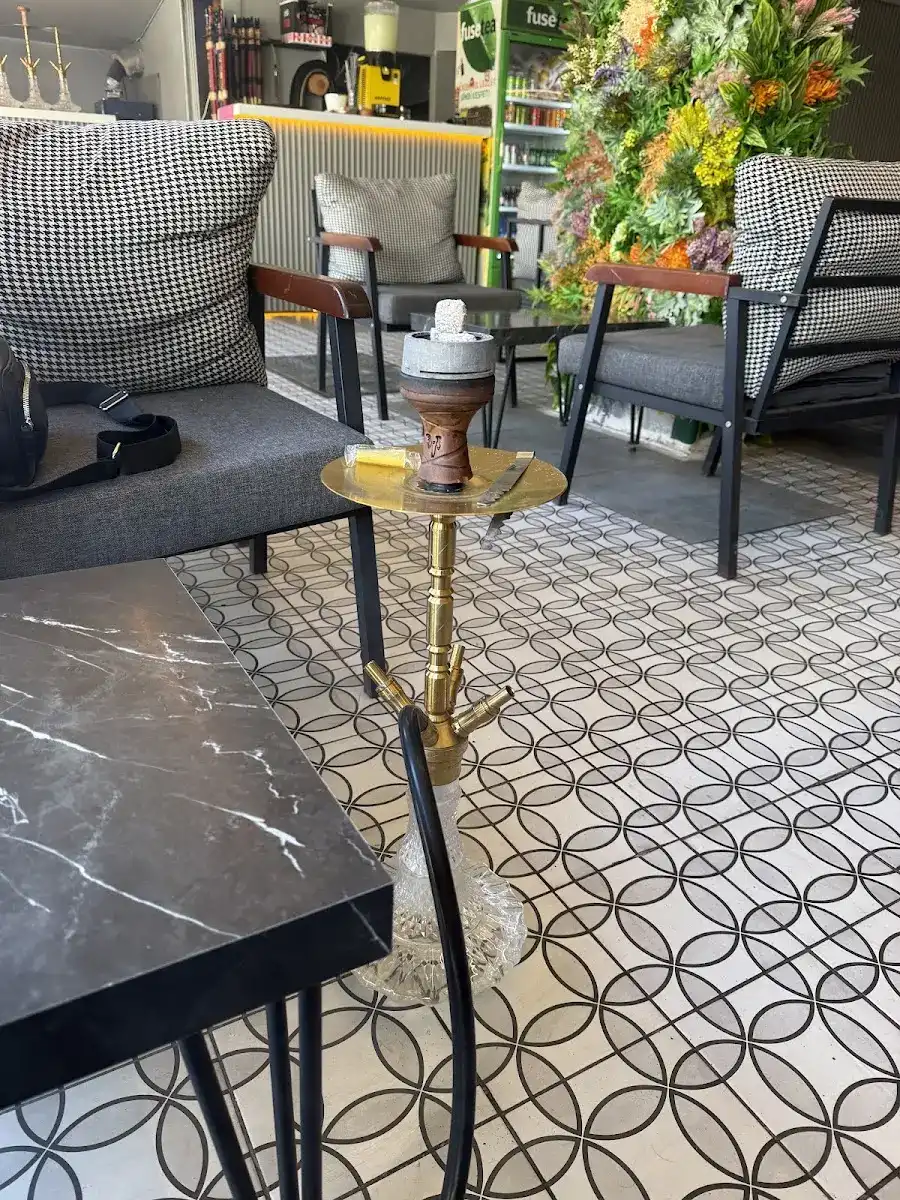 Le Jardin Cafe