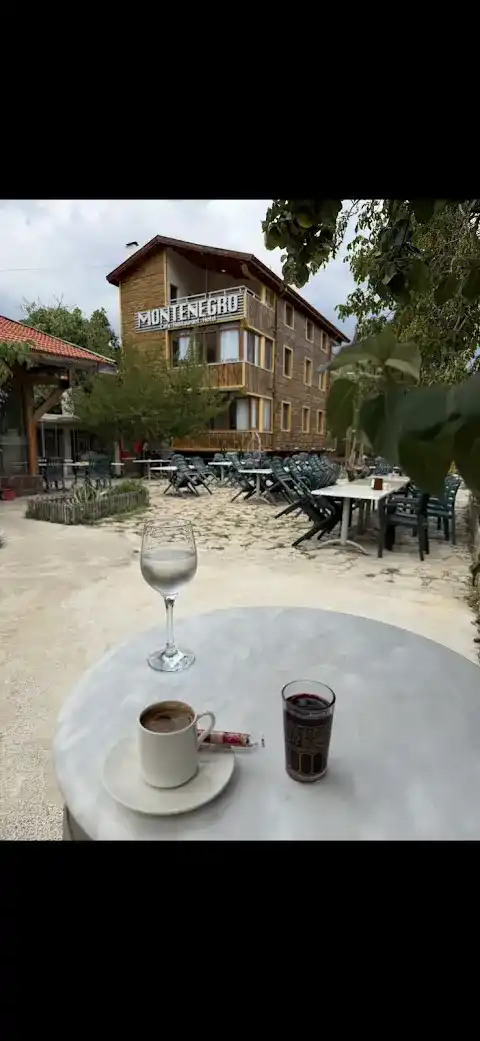 Montenegro Restaurant & Butik Hotel