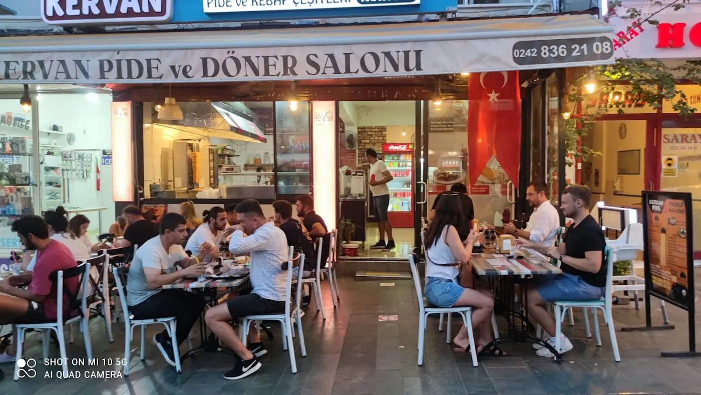 Kervan pide ve döner salonu
