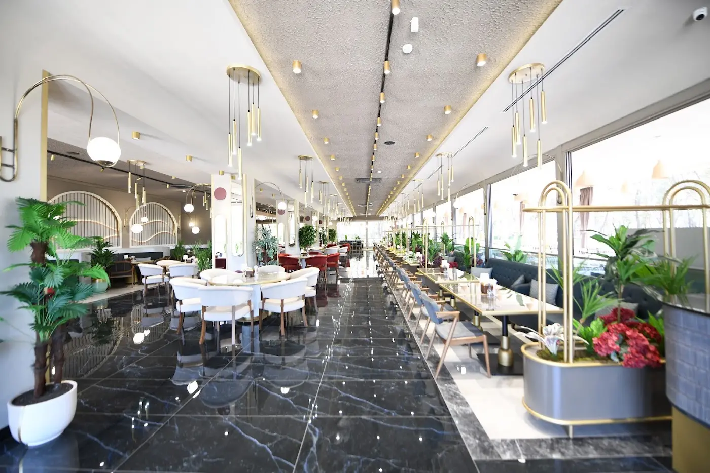 Usre Restoran