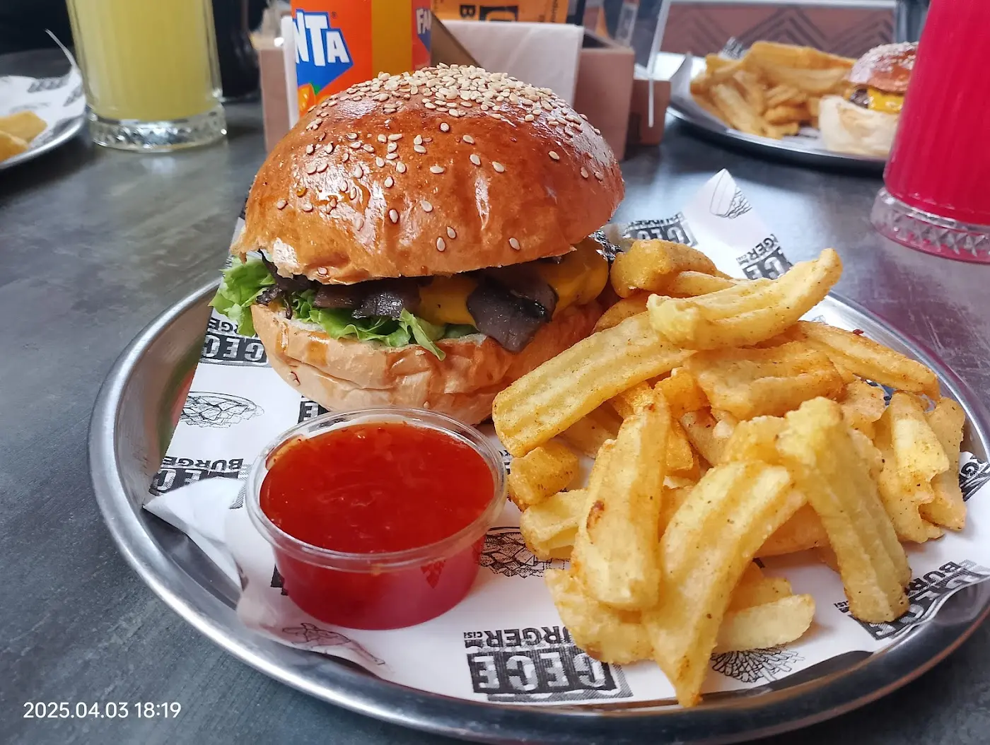 GECE BURGERcisi fotoğraf 3