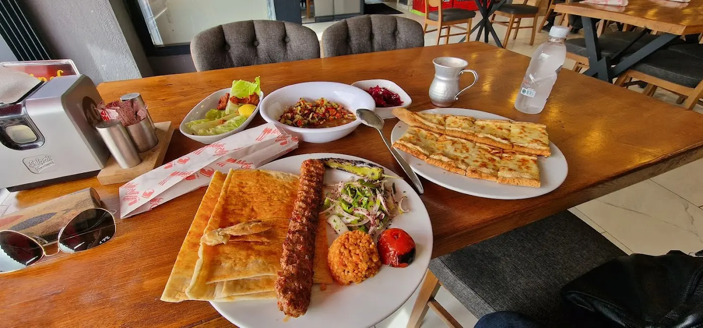 Harran Gurme Kebap & Pide & Lahmacun fotoğraf 3