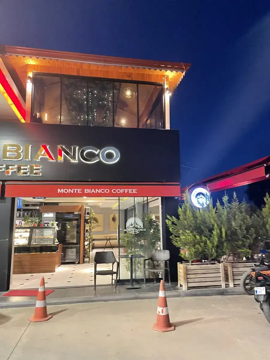 Monte Bianco Coffee