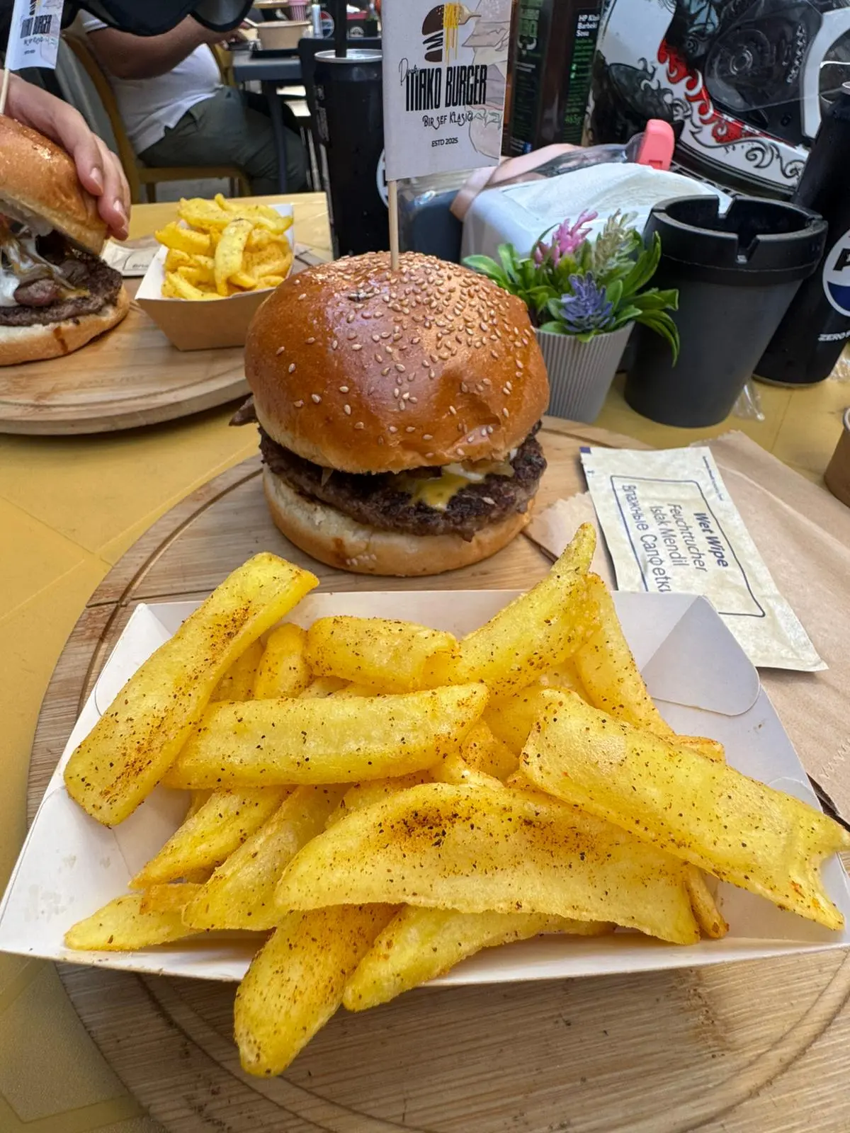 Mako Burger fotoğraf 3