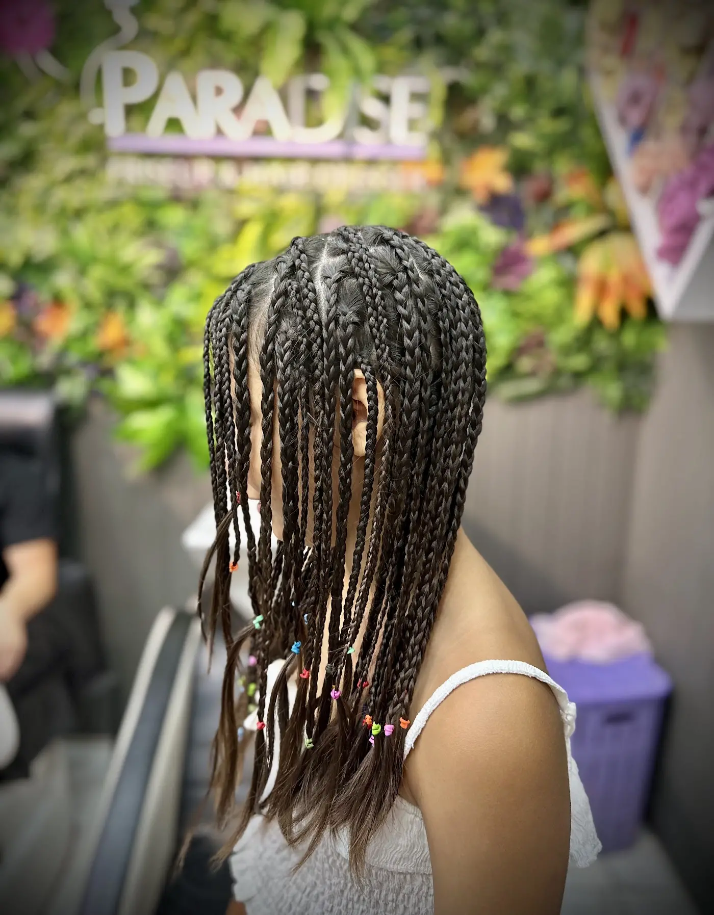 Paradise Friseur & Hair Dresser fotoğraf 3
