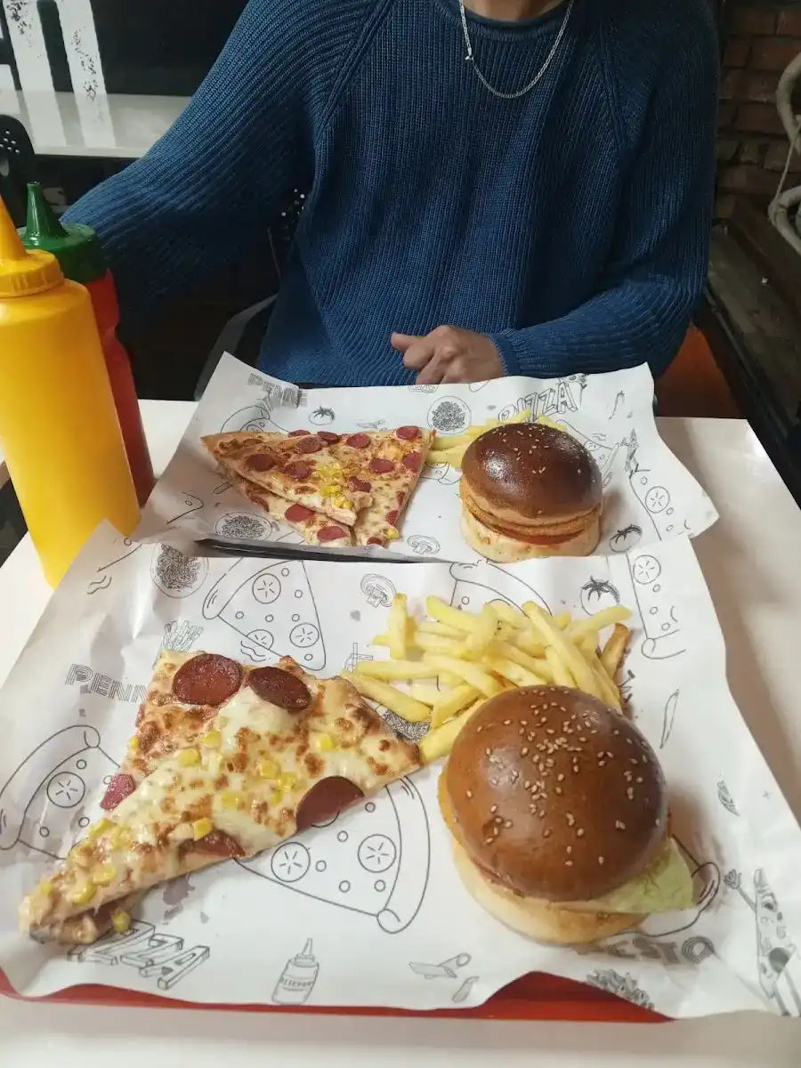 LİMİTLESS PİZZA&BURGER fotoğraf 3