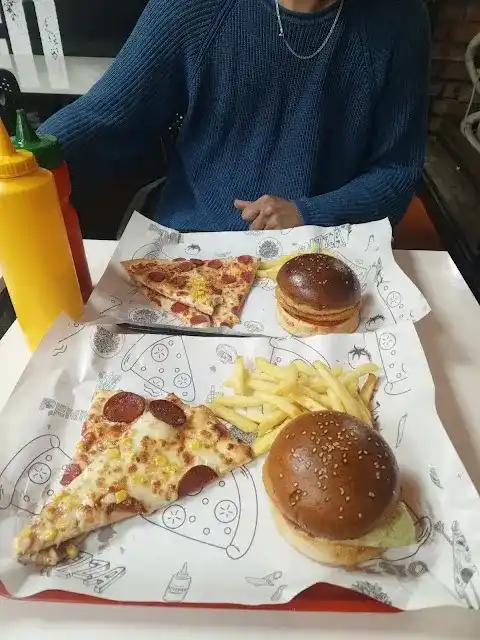 LİMİTLESS PİZZA&BURGER fotoğraf 3