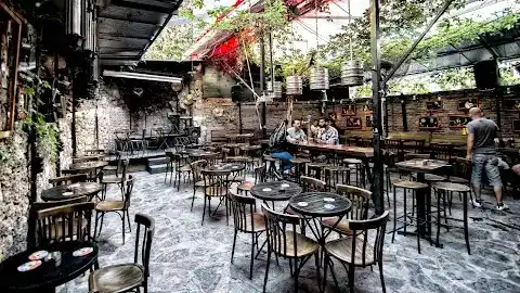 Simurg Cafe