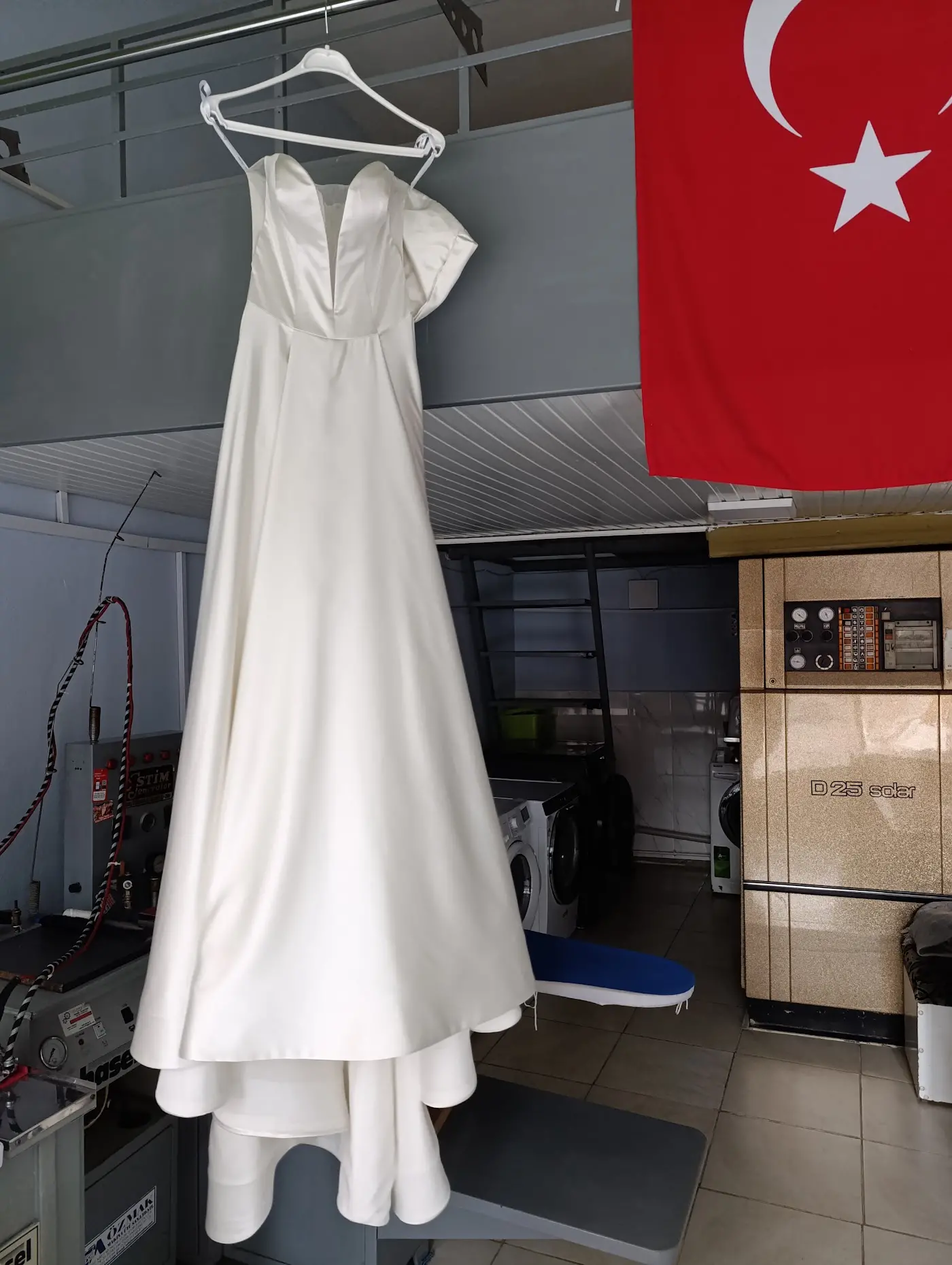 Yıldırım Kuru Temizleme & Laundry & Gelinlik ve Abiye Temizleme fotoğraf 2