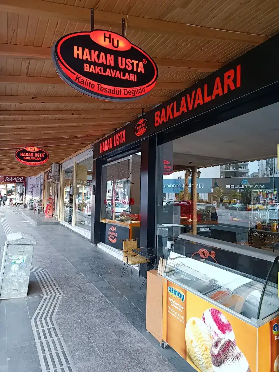 HAKAN USTA BAKLAVALARI SERİK ŞUBESİ