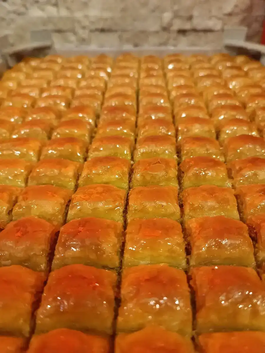HAKAN USTA BAKLAVALARI SERİK ŞUBESİ fotoğraf 2
