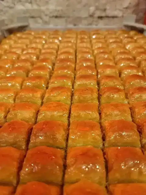 HAKAN USTA BAKLAVALARI SERİK ŞUBESİ fotoğraf 2