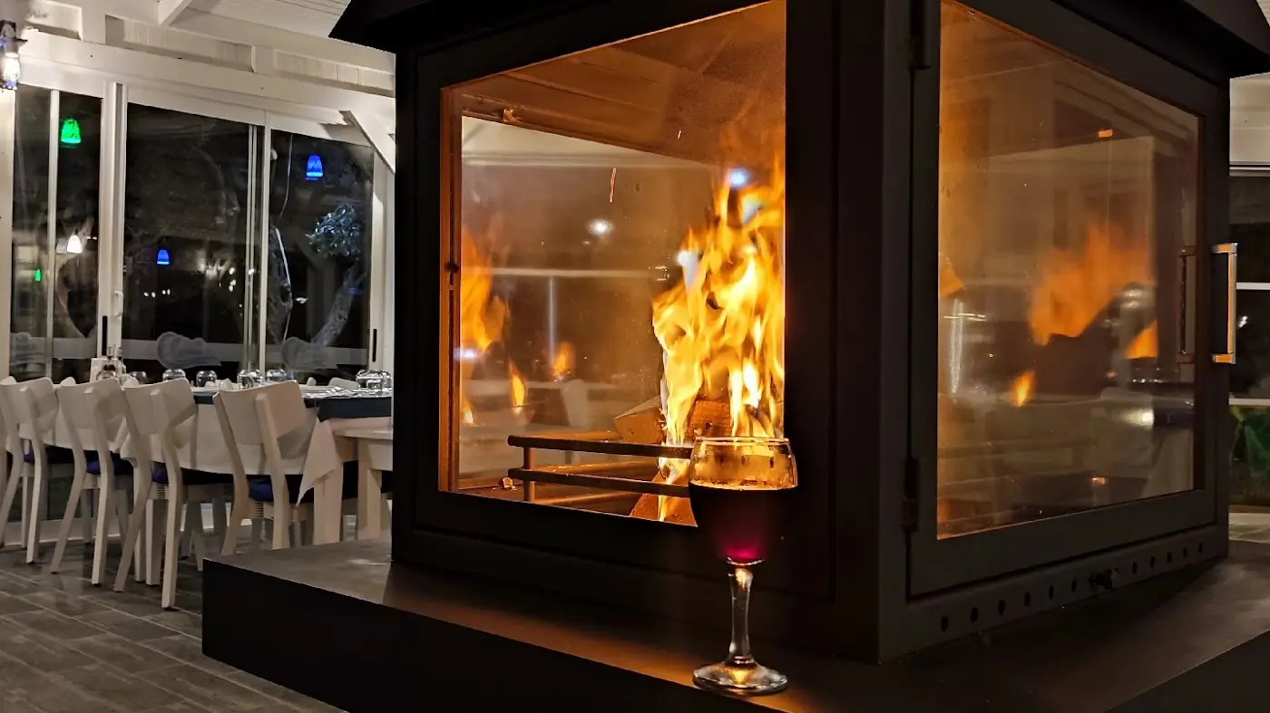Mavi Mandalya Balık Restaurant
