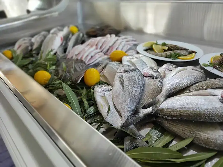 Mavi Mandalya Balık Restaurant fotoğraf 2