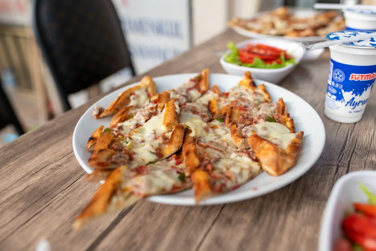 Karacasu Pide Salonu fotoğraf 2