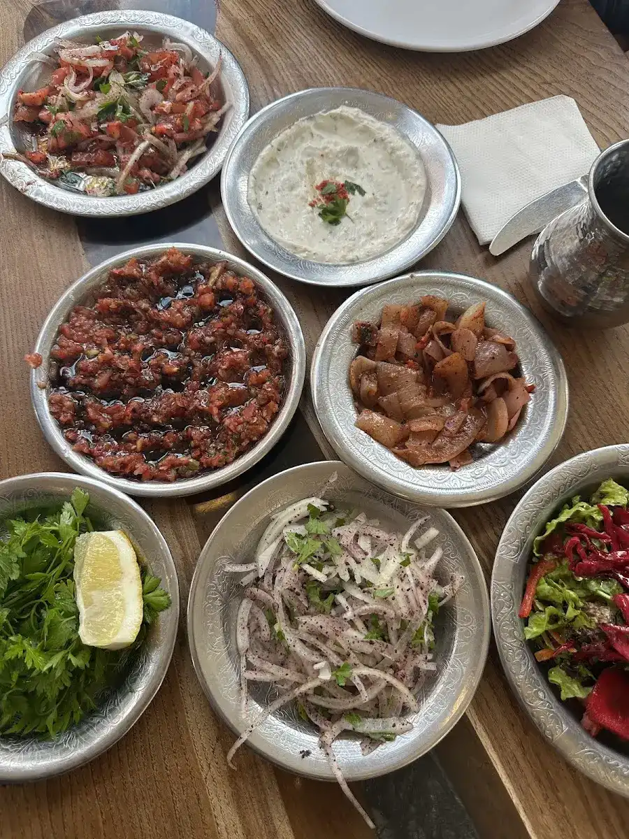 01 Adana Ocakbaşı Kuşadası fotoğraf 3