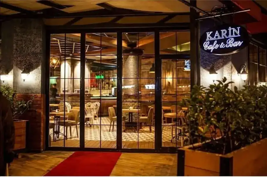 karin cafe bar