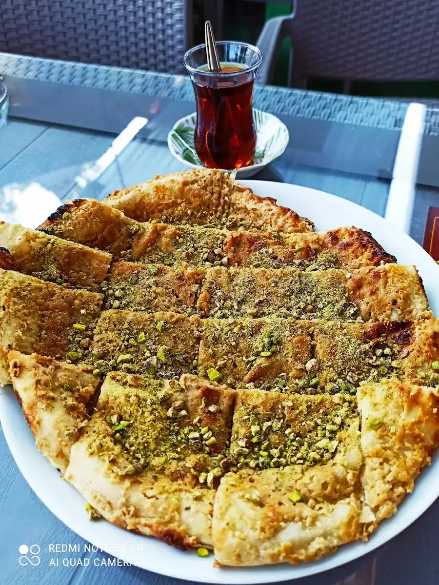 Bengisu Pide Salonu 2 fotoğraf 2