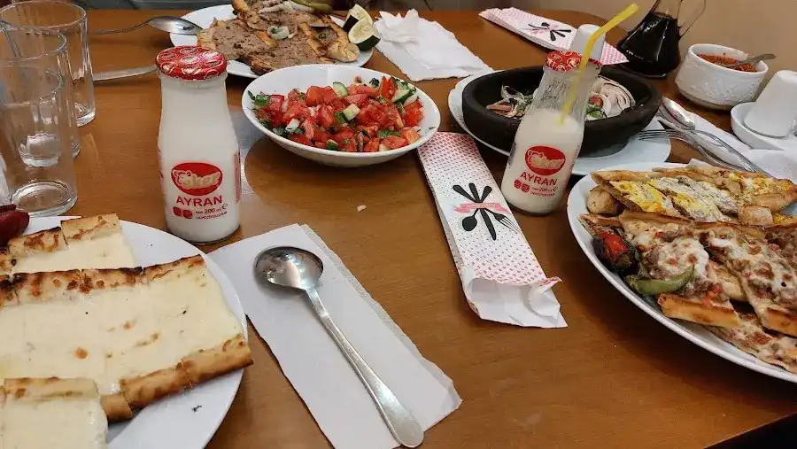 Gedikoğlu Çorba - Pide & Izgara Salonu fotoğraf 3