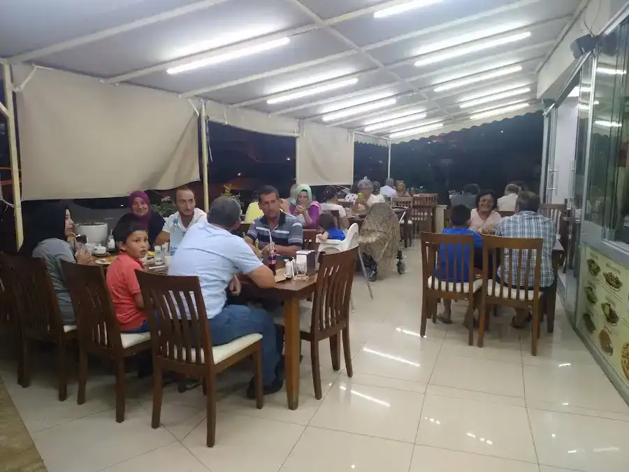 Armutçuk Lahmacun Pide Pizza Döner Salonu fotoğraf 3