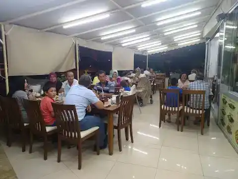 Armutçuk Lahmacun Pide Pizza Döner Salonu fotoğraf 3