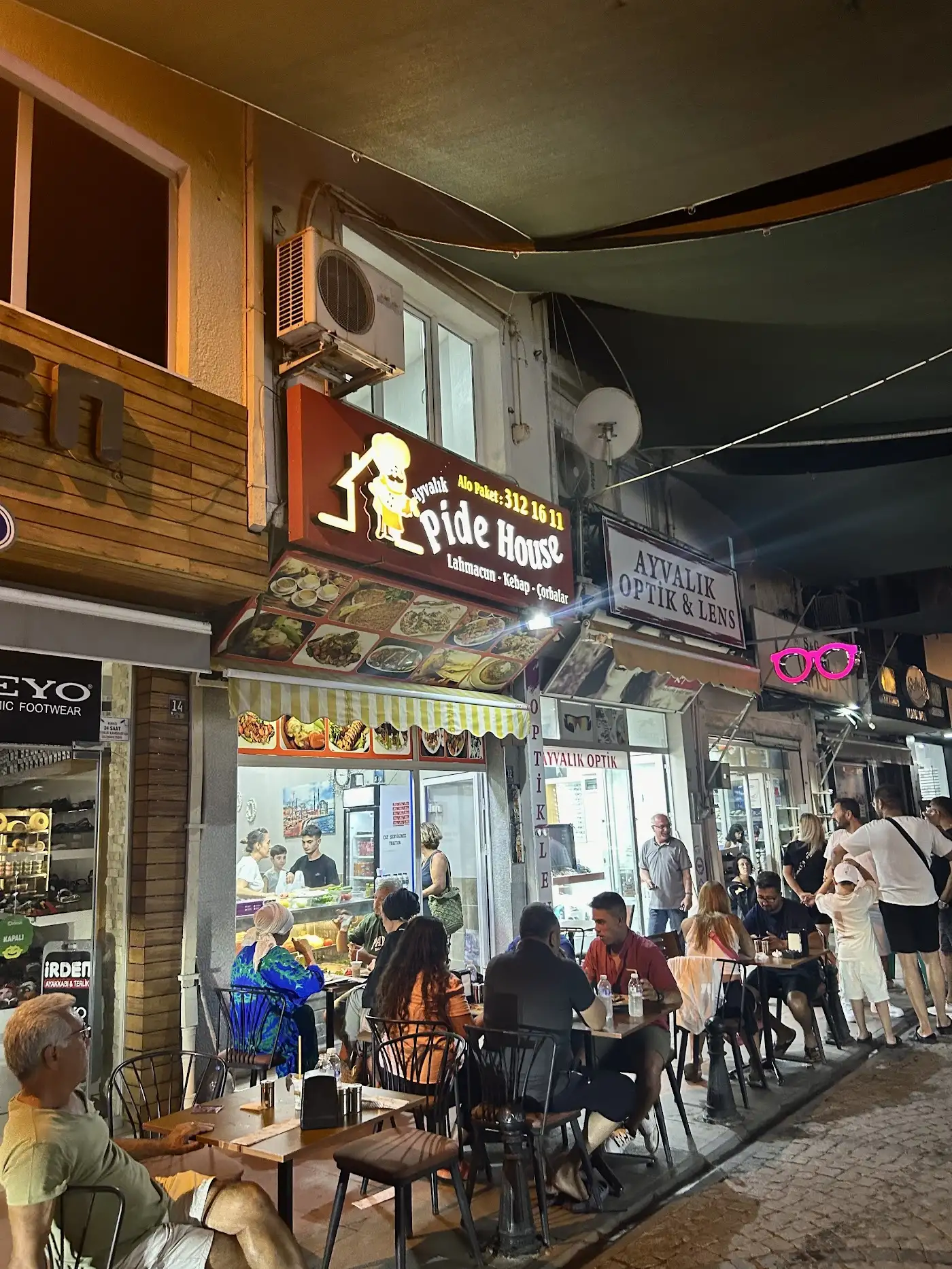Ayvalık Pide House
