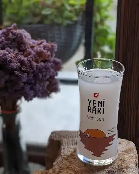 Bi Meyhane Ayvalık fotoğraf 2