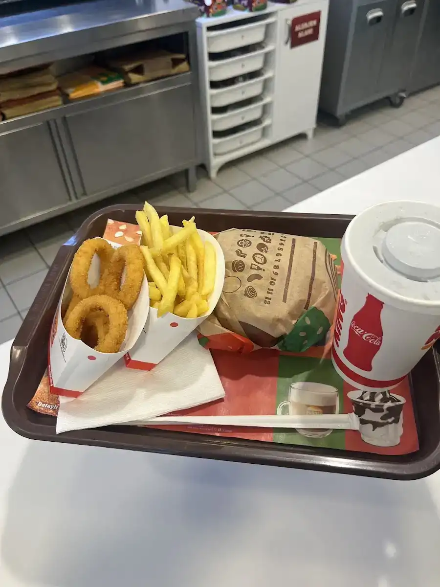Burger King - Kırlangıç Avm fotoğraf 3