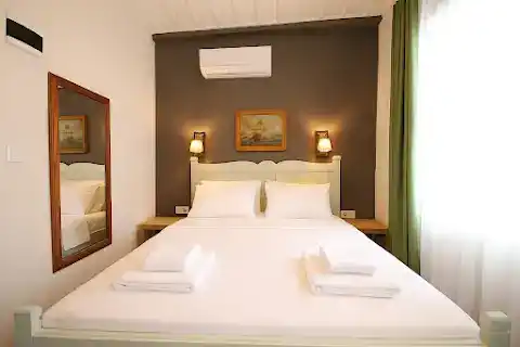 Defne Pansiyon Ayvalık fotoğraf 2