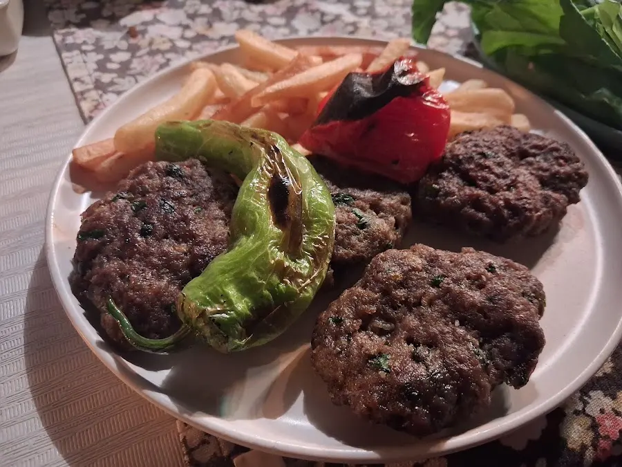 Ela Meyhane fotoğraf 3