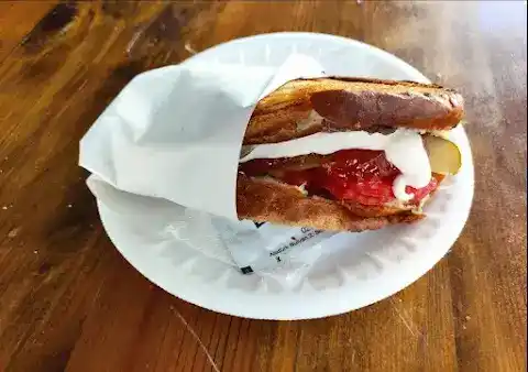 Hacıoğlu Aşkın Tost Evi fotoğraf 2