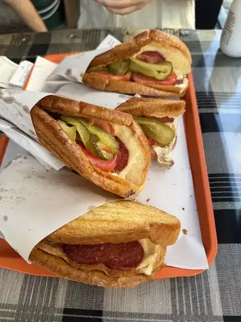 Hacıoğlu Aşkın Tost Evi fotoğraf 3