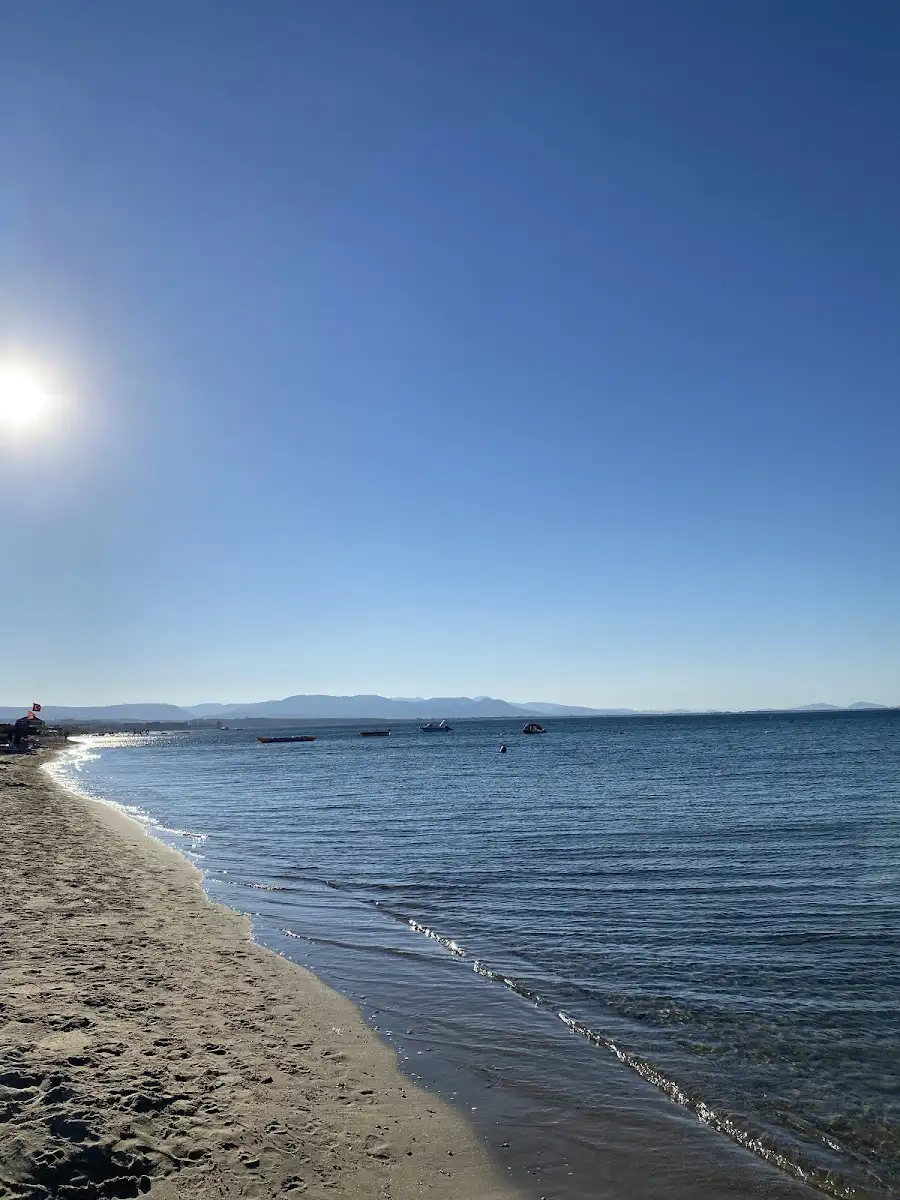 Lagada Beach Sarımsaklı