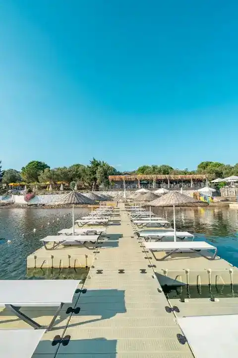 Mola Beach Cunda