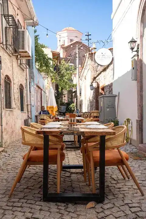 Müdavim Restoran Ayvalık