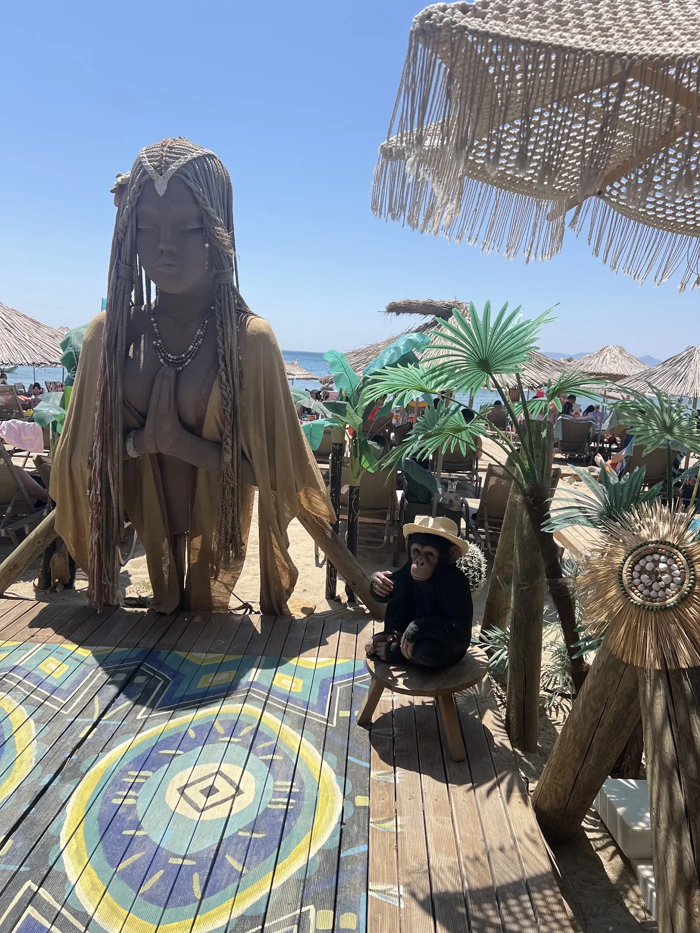 One Life Beach Sarımsaklı fotoğraf 1