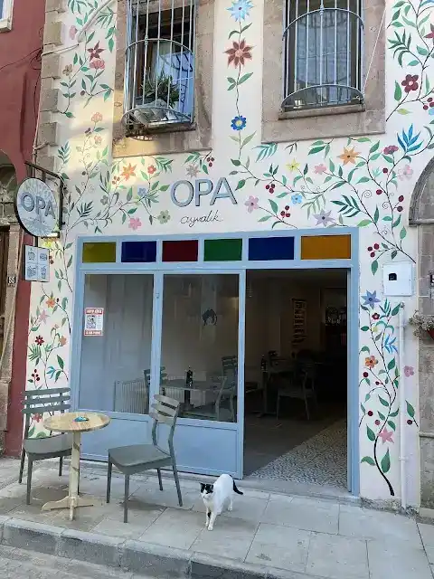 Opa Ayvalık