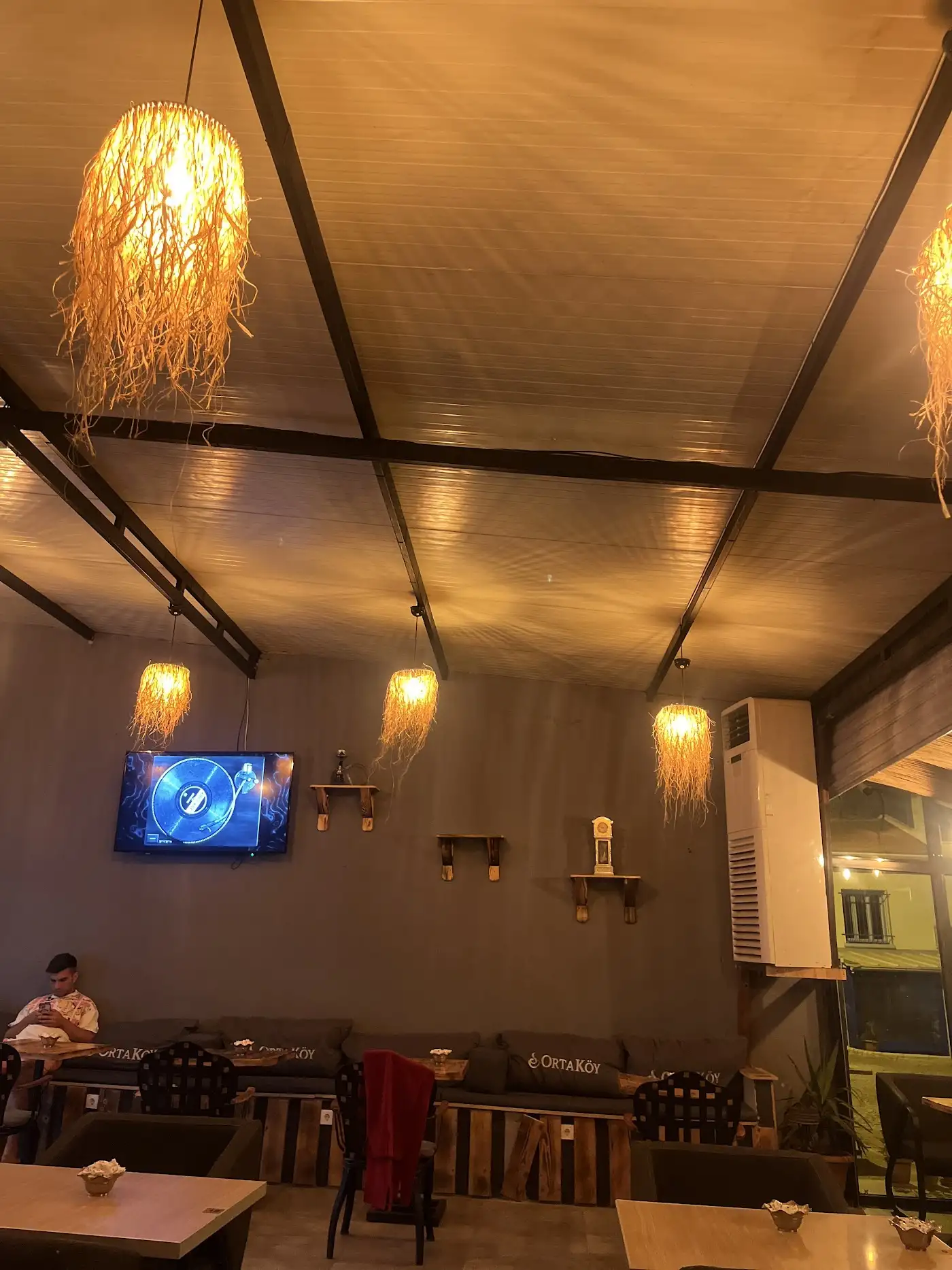 Ortaköy Nargile Cafe Ayvalık