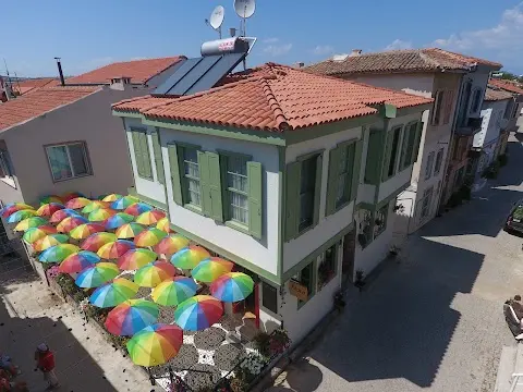 Sun Flora Ayvalık Pansiyon işletme yanıtları
