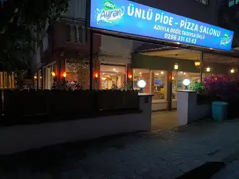 Ünlü pizza ve pide Salonu