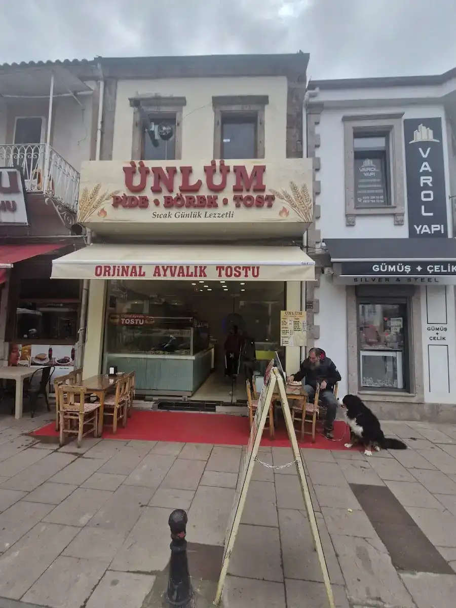 Ünlüm Pide Börek Ayvalık Tostu