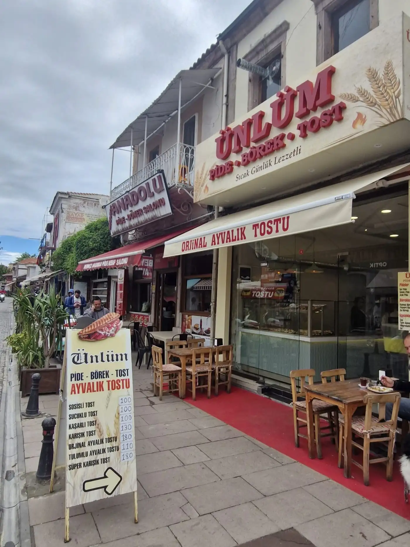Ünlüm Pide Börek Ayvalık Tostu fotoğraf 3