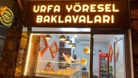Urfa Yöresel Baklavaları Ayvalık
