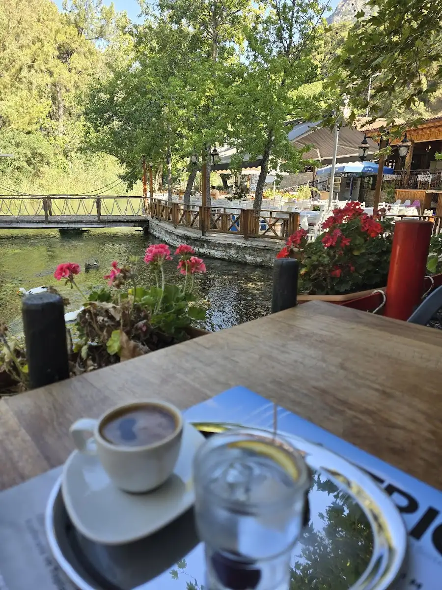 White Knight Cafe Bar fotoğraf 3