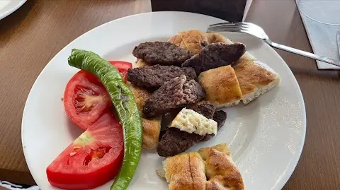 Balıkesir Köfte'si - Bursa yolu fotoğraf 2