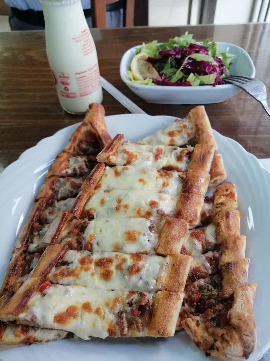 Nazilli Pide Döner Salonu fotoğraf 2